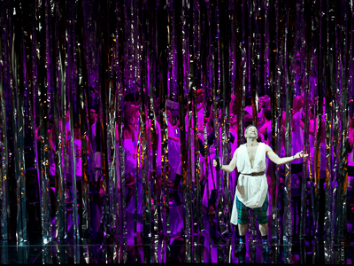 Theater an der Wien, Bühnenbild mit Folienstreifenvorhang NIAGARA XL
