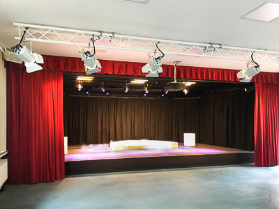 School Stage Bremen: Stage platforms HANDY