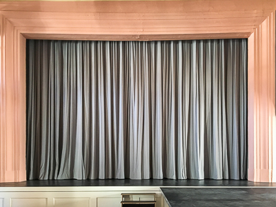 Main curtain for the stage of Stadtsaal Penzberg.