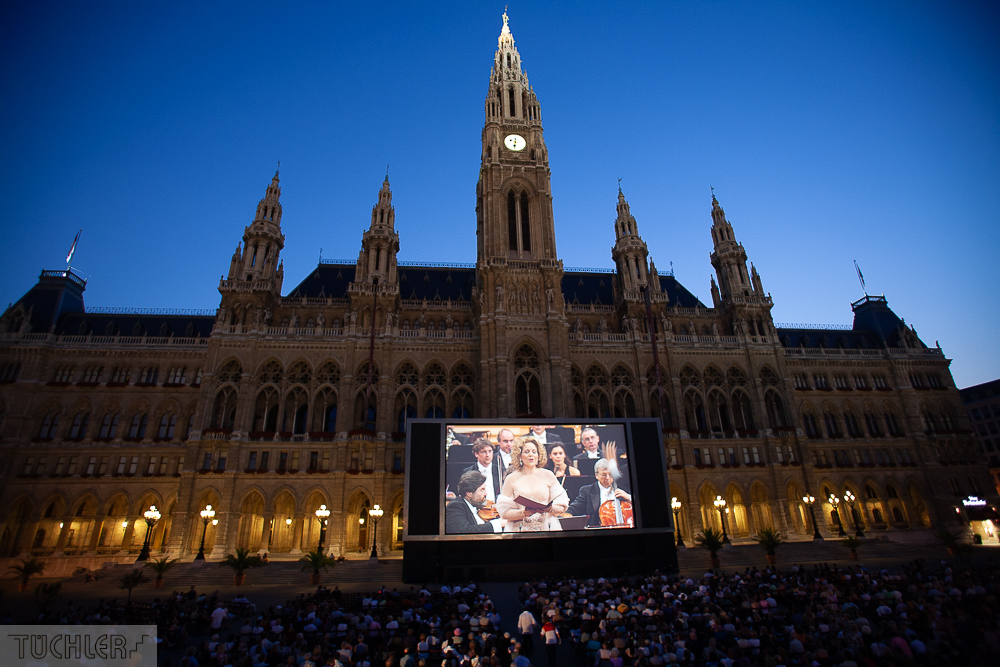 Filmfestival Wien, Projektionsleinwand