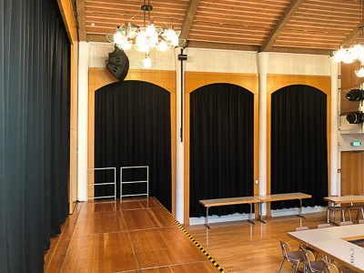 Главная штора, затемнение окон и облицовка стен для Stadtsaal Aschheim