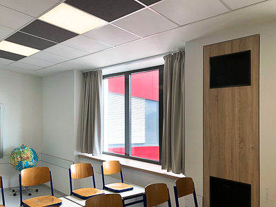 Blackout curtains for the school classes of the Hermann-Staudinger-Gymnasium Erlenbach / Miltenberg